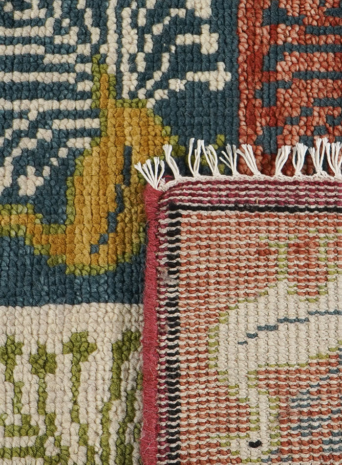 Animal Kingdom Peacock Grid Hand-Knotted Wool Rug