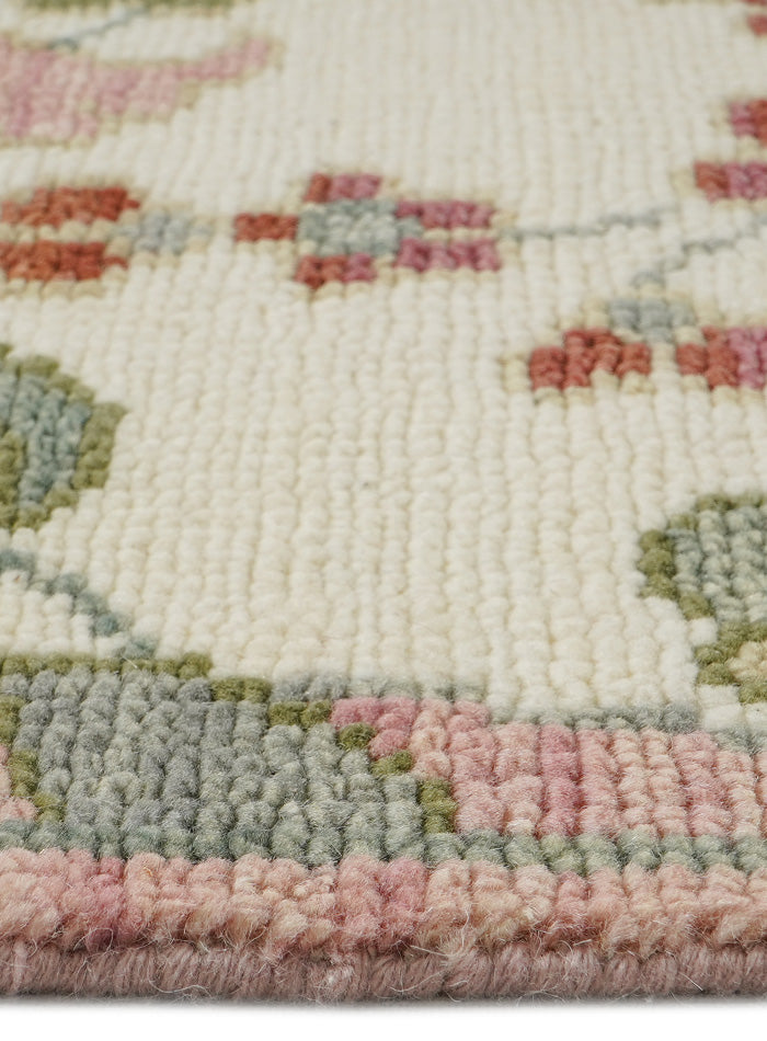 Pavonia Pearl-Blush Hand-Knotted Wool Rug