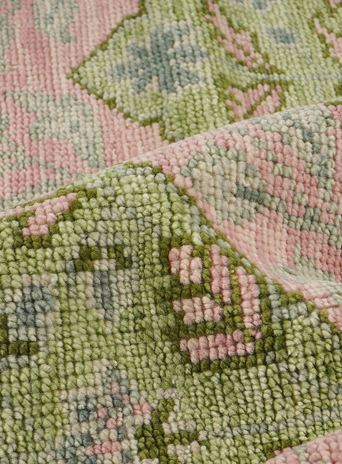 Floracomb Leaf Blush Hand-Knotted Wool Rug