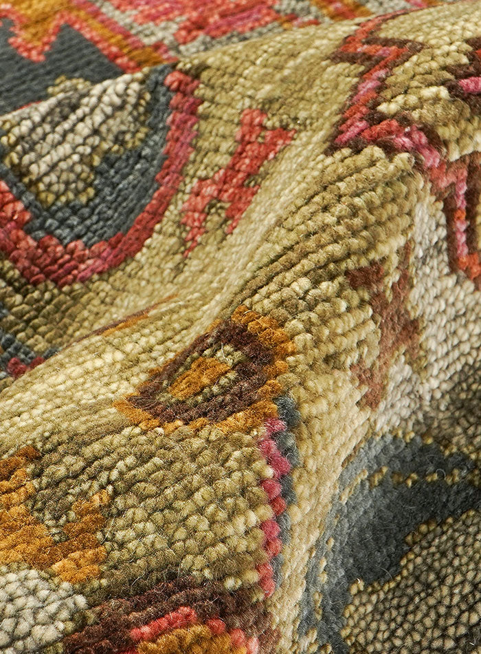 Meravine Coral Sage Hand-Knotted Wool Rug