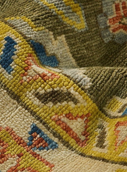 Medow Olivara Hand-Knotted Wool Rug