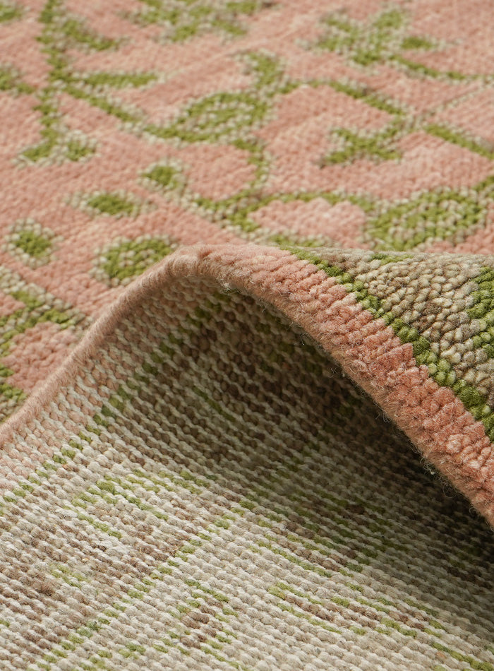 Pineyard Peach-Moss Hand-Knotted Wool Rug