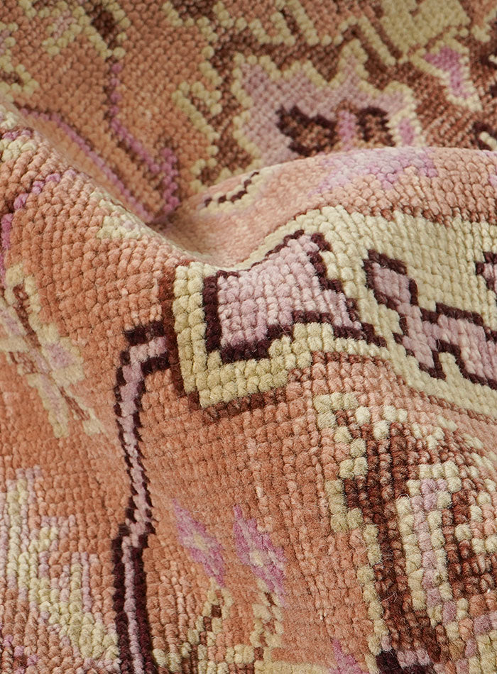 Meravine Peach Blush Hand-Knotted Wool Rug