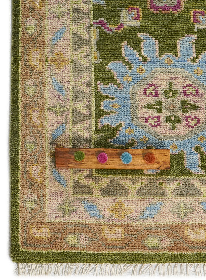 Reese Leaf Green Hand-Knotted Wool Rug