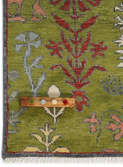 Lone Bloom Moss Garden Hand-Knotted Wool Rug