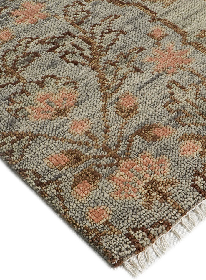 Floracomb Gray Fall Hand-Knotted Wool Rug
