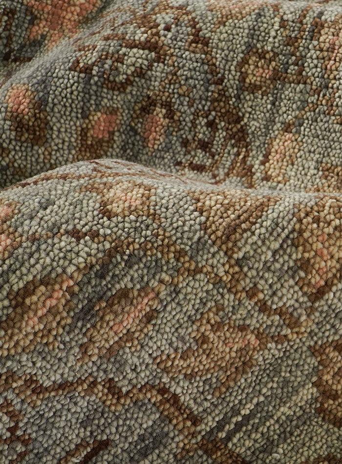 Floracomb Gray Fall Hand-Knotted Wool Rug