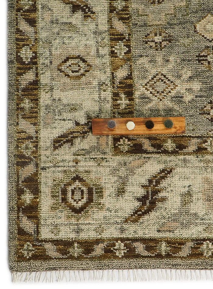 Splice Distressed Grey Hand-Knotted Wool Rug