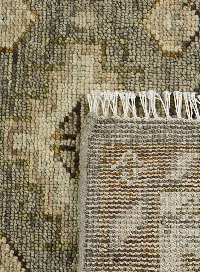 Splice Distressed Grey Hand-Knotted Wool Rug